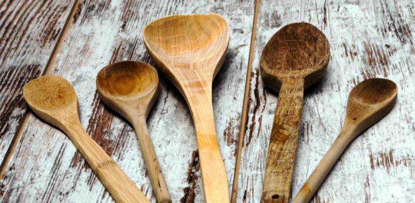 Por qué no deberías usar utensilios de cocina de madera